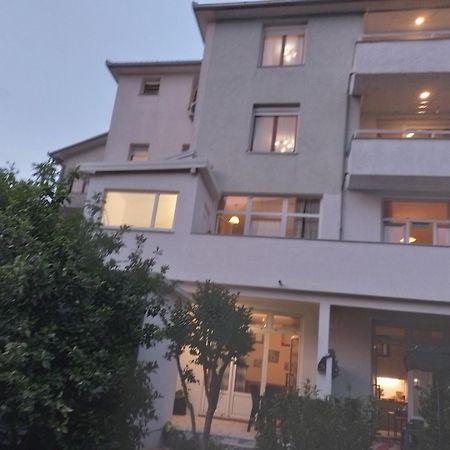 Guesthouse Sanja - Apartments 212 モスタル エクステリア 写真