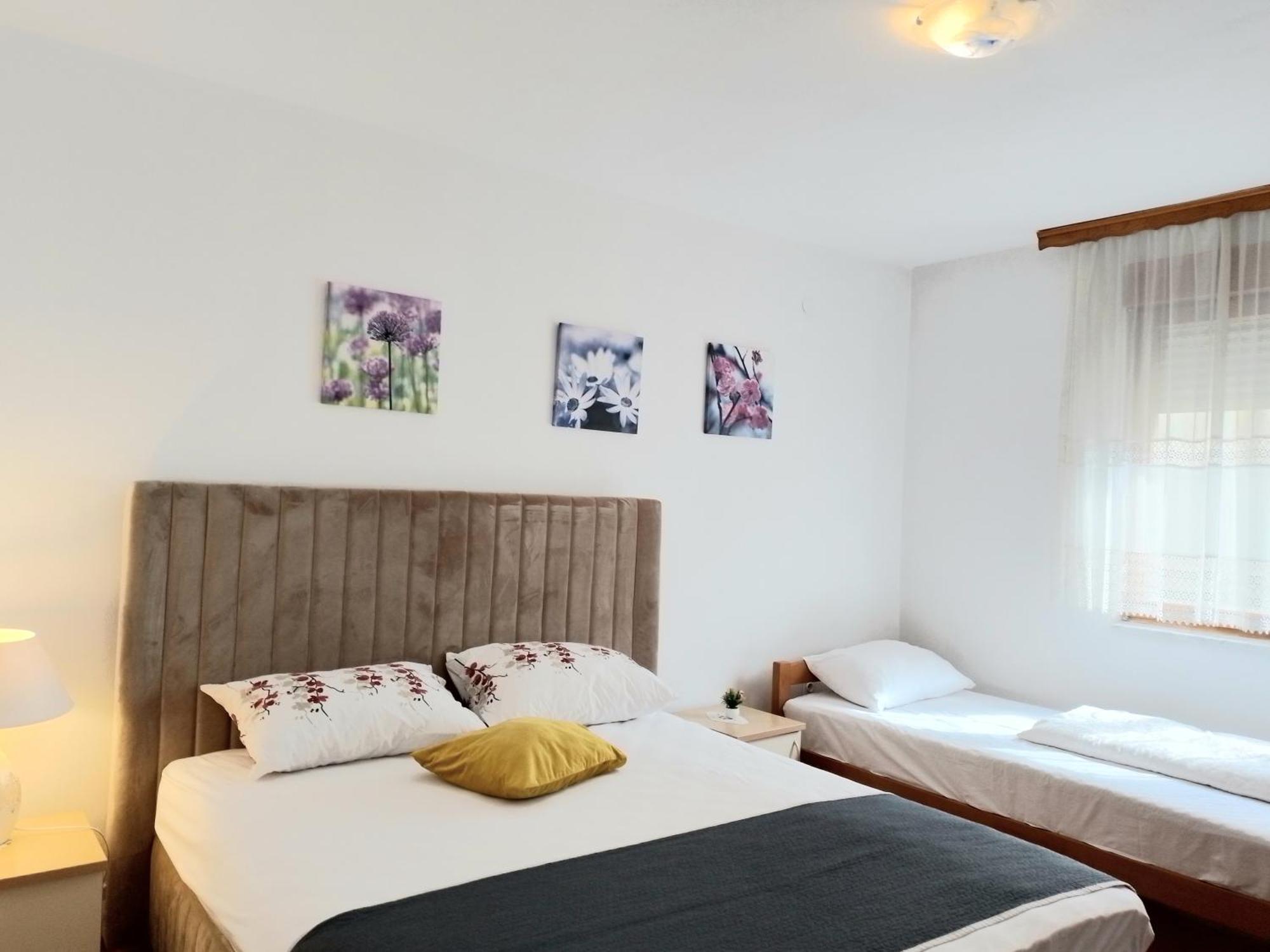 Guesthouse Sanja - Apartments 212 モスタル エクステリア 写真